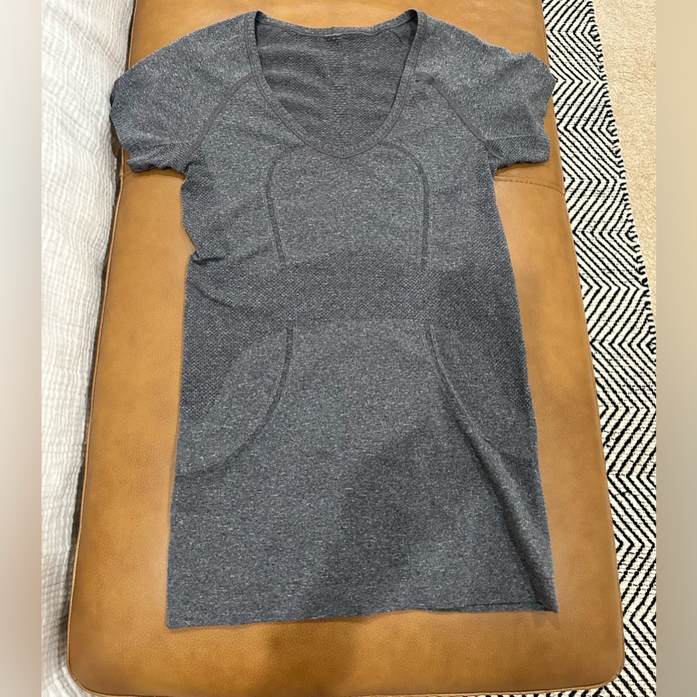 Lululemon Swiftly Tech Short Sleeve